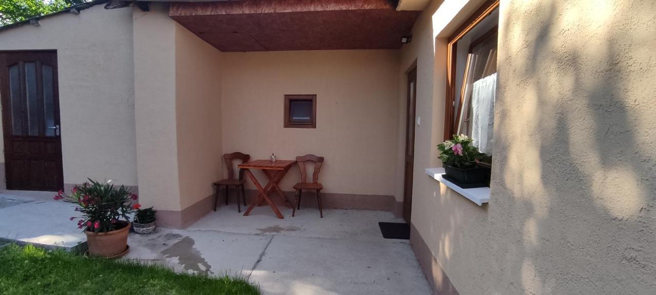 Andrea Vendeghaz Villa Egerszolat Kültér fotó